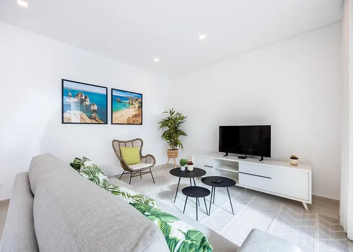 Adega Marina - Pool View Apartment Lagos
