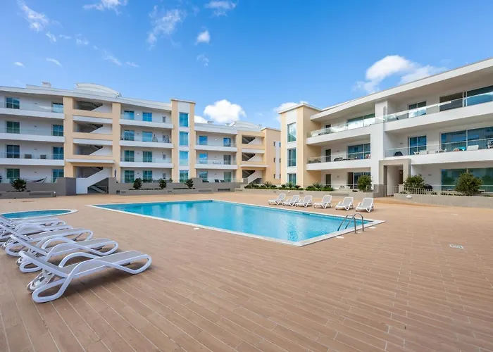 Apartment Adega Marina - Pool View *