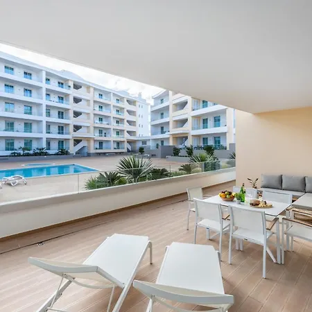 Adega Marina - Pool View 아파트