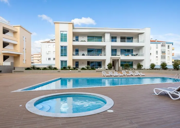Appartement Adega Marina - Pool View *