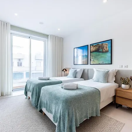 Adega Marina - Pool View