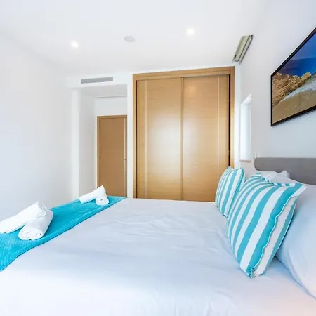 Adega Marina - Pool View