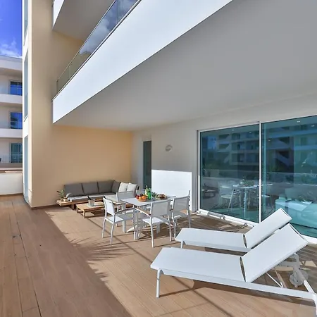Adega Marina - Pool View Lagos